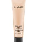 MAC Studio Sculpt SPF 15 Foundation NC20 1.3 oz BNIB by M.A.C
