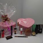 Maybelline 10 Piece Make Up Beauty Bundle Gift Box Gift Hamper Free Foundation Free Manicure Set