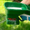 Scotts Evergreen Handy Spreader, Grass and Lawn Seed Spreader, for Easy Application of Lawn Products and Grass Seed, 200.0 mm*300.0 mm*200.0 mm